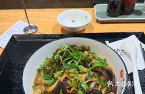 Traditional Shrimp and Eel Stir-fry