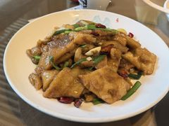 -东口码头·烧鸽子·鱼头泡饼·地方菜(金鹰悦城店)