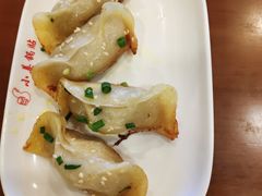 -小姜锅贴(凤凰街店)