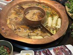 -滇釜火锅·能喝汤的火锅(车公庄店)