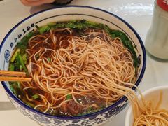 -镇南锅盖面馆(解放路店)