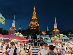 -东南亚风情赶摆街夜市