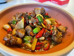 -小洞天柴火土菜馆