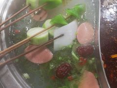 -俭让佬妈现卤串串(温江总店)
