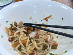 -牛八宝桂林米粉(八里庄店)