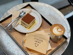 -Au Cafe&Roastery(华侨城店)