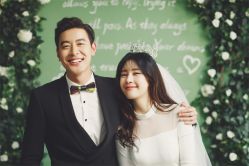 俏皮可爱-巴黎婚纱摄影工作室