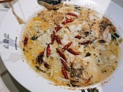 -渔语鱼酸菜鱼新川菜(来福士店)