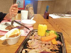 -彩蝶谷美食廊·粤式经典南番顺·铁板烧烤泰风味(广州长隆酒店)
