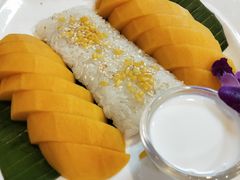 -Dang restaurant (patong phuket)