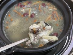 -濠轩阁特色生蚝火锅(水湾路店)