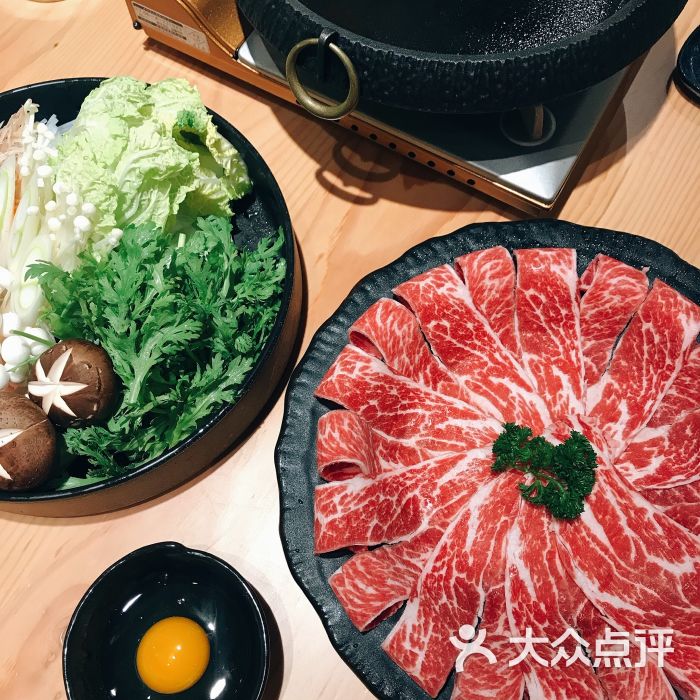 吟松日式料理(怡丰城店)牛肉寿喜锅图片 