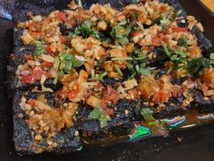 黑色经典臭豆腐-回·龙虾铺·盆盆蟹·烧烤大排档(回龙观店)