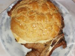 猪扒菠萝包-渔记茶餐厅(渔村店)