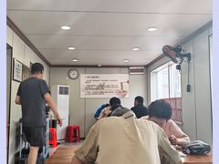 -岳记羊肠馆(陵园小区店)
