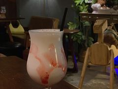 草莓奶昔-咖法森林·咖啡  酒吧(天河店)