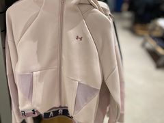 -UNDER ARMOUR(新燕莎奥莱店)