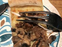 莱芙缇牛肉披萨-LYFATTI 莱芙缇(赣水路店)