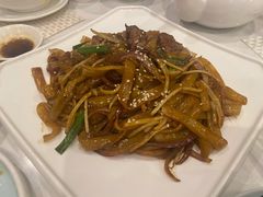 干炒牛河-喜粤8号(四海唐人街店)