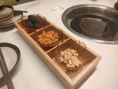 -汤宴·参须肚包鸡(南京路店)