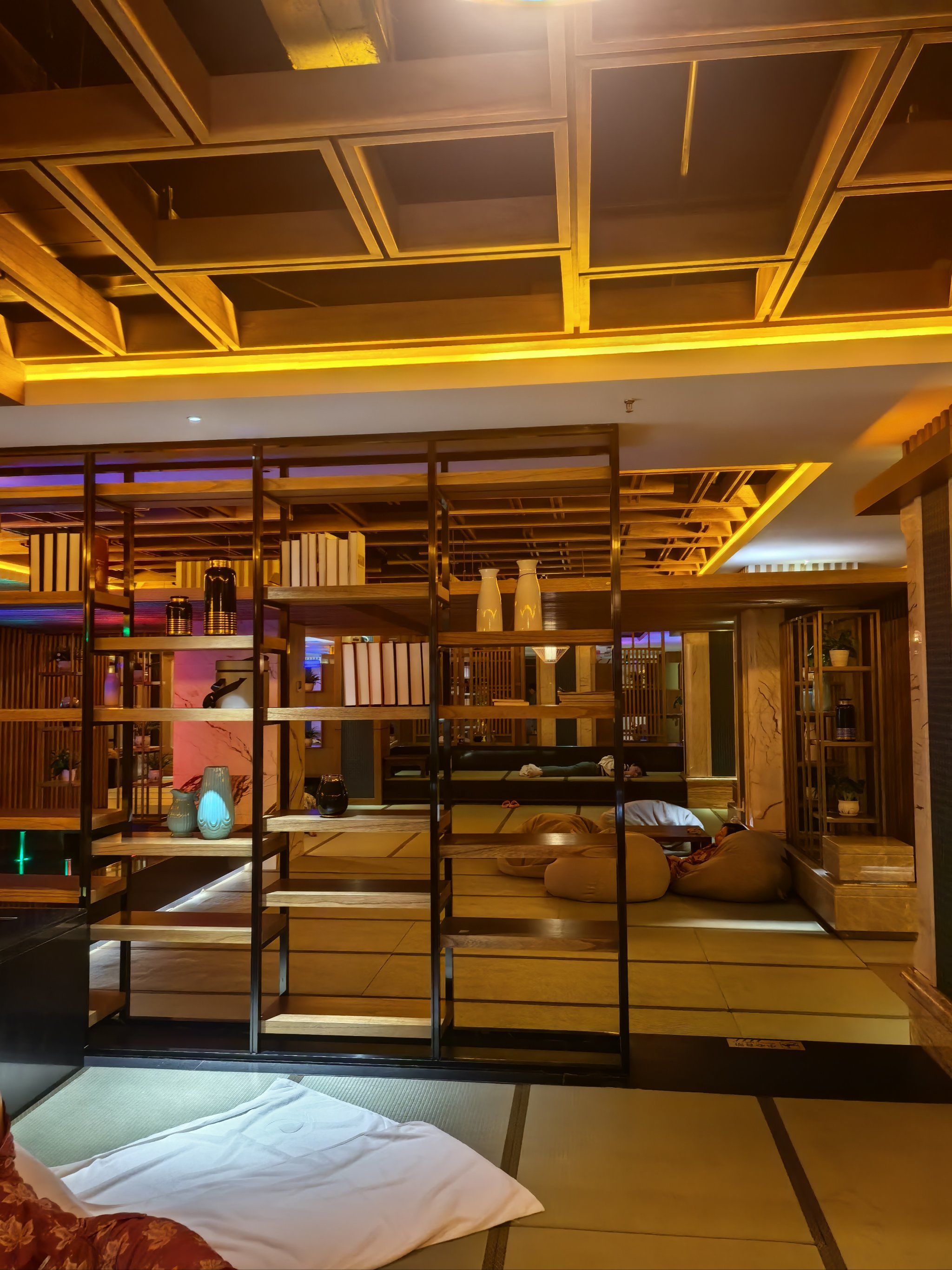 打卡九号公馆,自助餐比较丰富,小孩可以畅