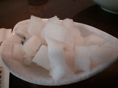 自制酸萝卜-佳面馆·竹升云吞面·爽鱼皮·牛腩面(易发店)