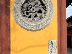 -龙华寺