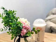 -焙丽拾光(麦凯乐直营店)