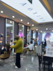 -藤野造型烫染·漂发