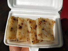 香煎腊味萝卜糕-芬芳甜品(同福路店)