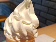 -麦当劳(欧亚大观商都店)