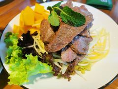 芒果牛肉沙拉-mango tree芒果树泰国餐厅(青岛万象城店)