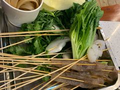 -钢管厂五区小郡肝串串香(蜀都万达店)
