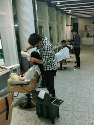 -PE SALON 