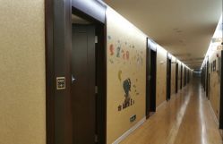 -卓玥国际月子会所(罗山路店)