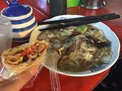 -六合夜市