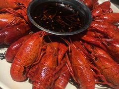 -巴厘龙虾·榜首油焖大虾(音乐学院·沿江酒馆店)