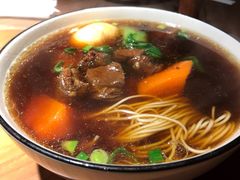 溏心红烧牛肉面-十面春风·江南面馆(崇宁路店)