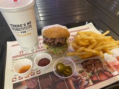 -The Habit Burger Grill 哈比特汉堡(爱琴海店)