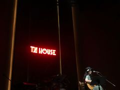-TZ House音乐现场(来福士中心店)