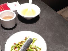 -鸽子侯·家宴·平价海鲜(市图书馆店)
