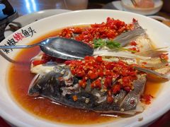 剁椒嫩鱼头-湘阁里辣(南岭购物广场店)