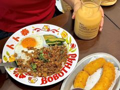 -杭州滨江宝龙城