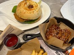 -必胜客(余姚五彩城店PH店)