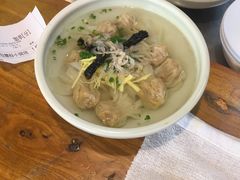 招牌鲜虾小馄饨-苏小柳手作点心(控江旭辉分院)