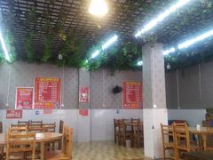 大堂-一品红烧鸭特色川菜(三岔湖店)