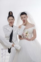 -芭莎视觉婚纱摄影(花溪店)