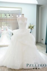 -派丽莫Pellimo原创设计婚纱品牌