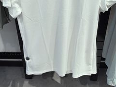 -UNDER ARMOUR(新燕莎奥莱店)