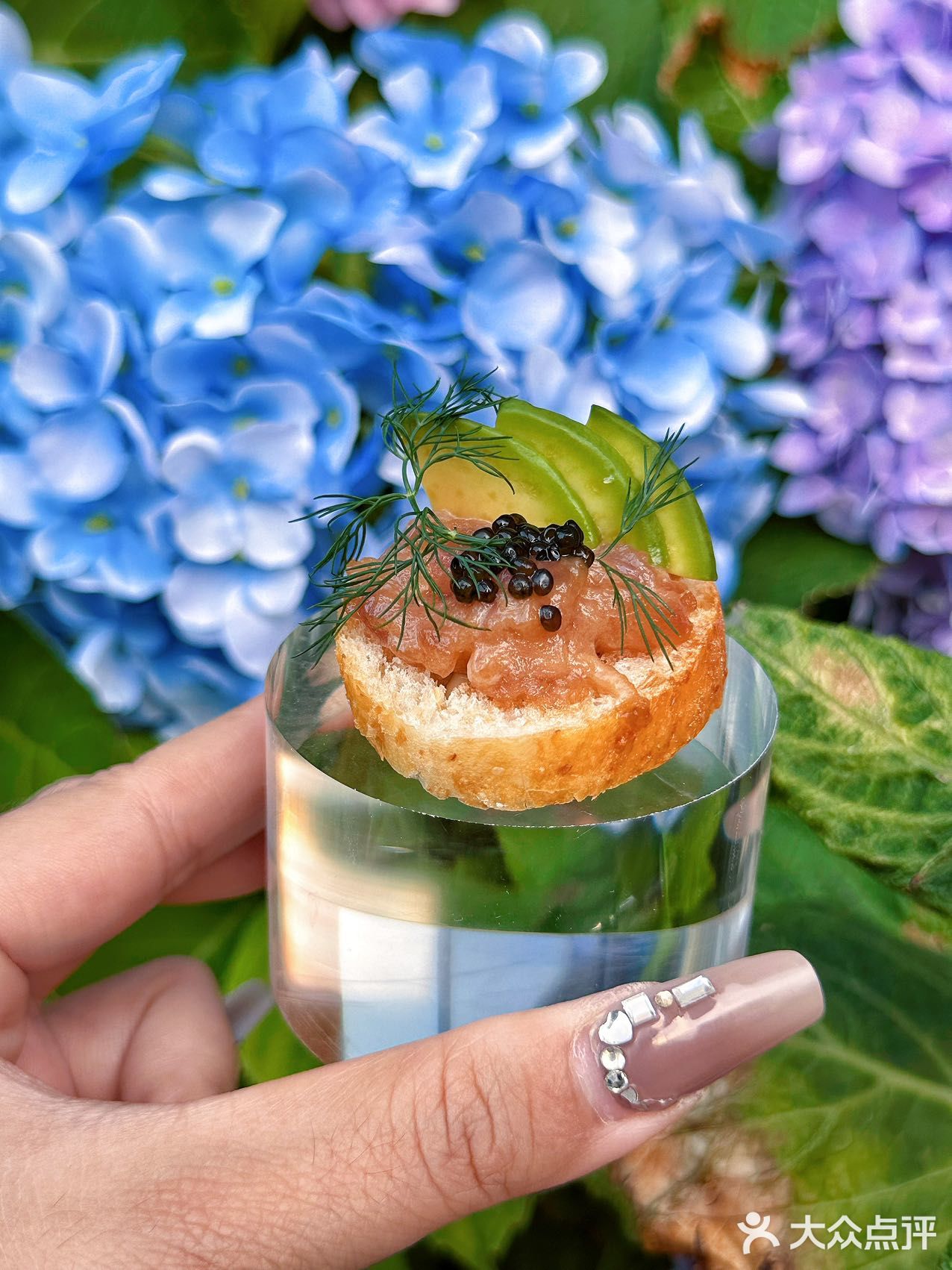 它唯一的缺点：北京三元桥限定……